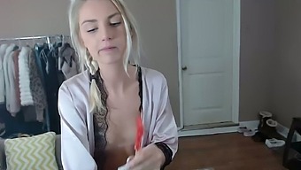 Blonde college girl dances on her pole and masturbates for her bf online